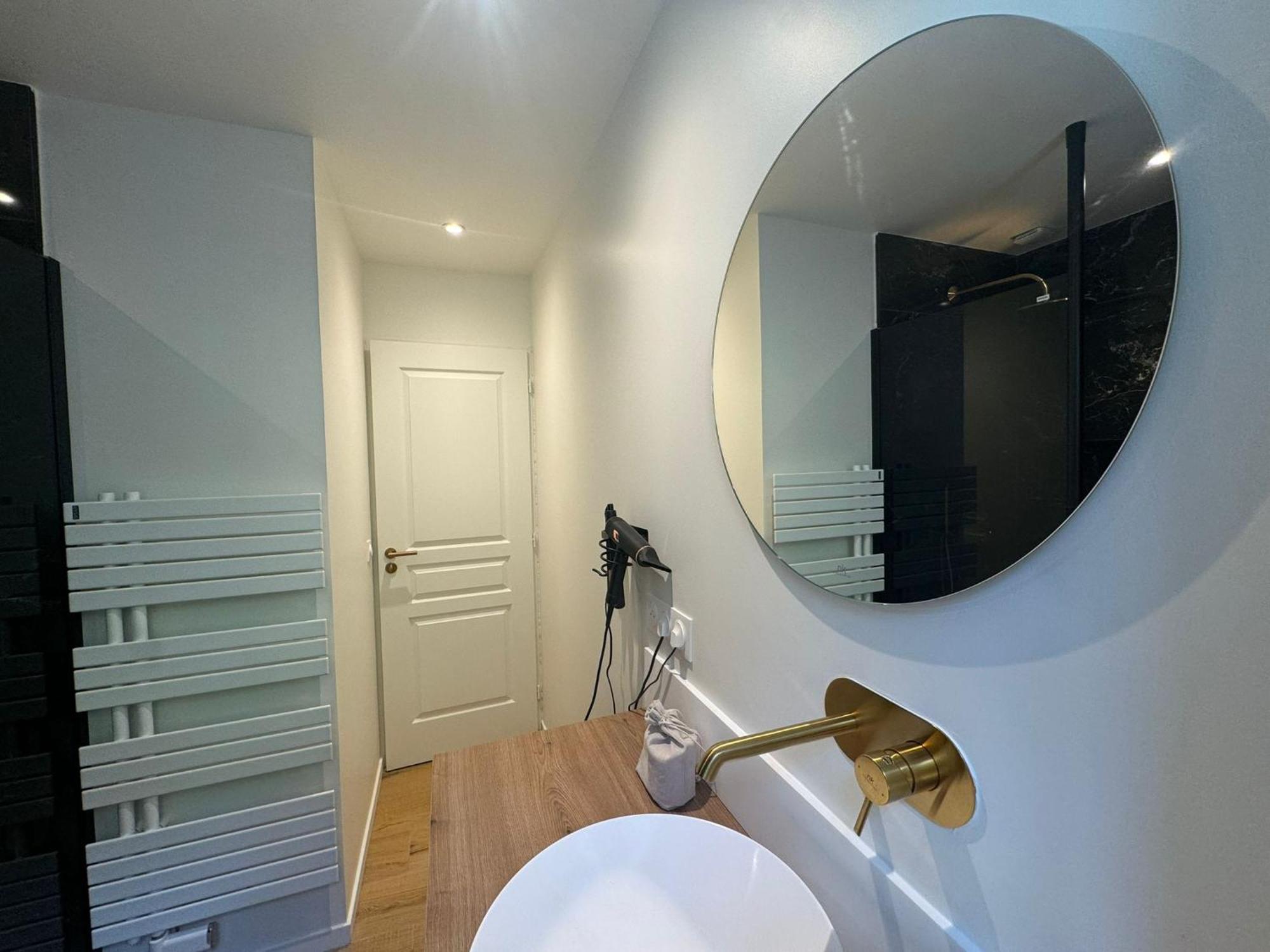 Appartements Confortables Avec Vue Montagne - Residence Villa Belle Fleur Chateau-Ville-Vieille Exterior foto