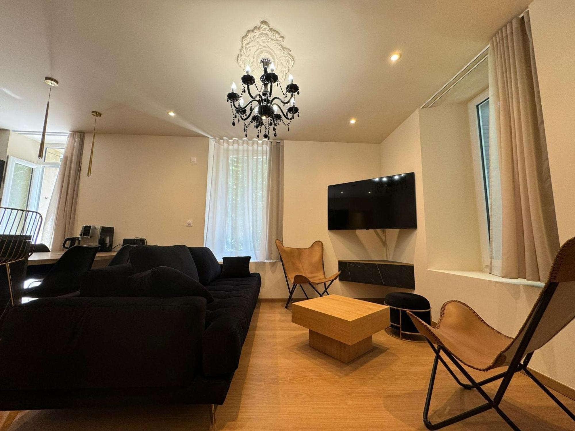 Appartements Confortables Avec Vue Montagne - Residence Villa Belle Fleur Chateau-Ville-Vieille Exterior foto