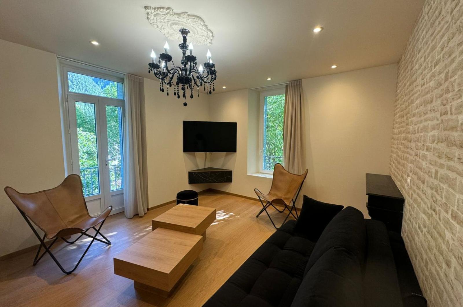 Appartements Confortables Avec Vue Montagne - Residence Villa Belle Fleur Chateau-Ville-Vieille Exterior foto